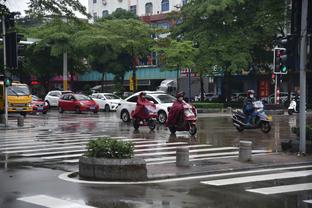 太帅了！行云流水，一剑封喉！